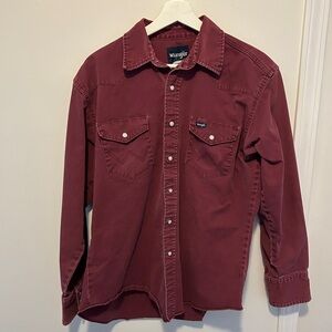 Wrangler Men's Vintage Red Western Button-Down Shirt
